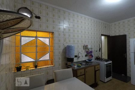 Casa à venda com 110m², 2 quartos e sem vaga Casa à venda com 110m², 2 quartos e sem vagaCozinha