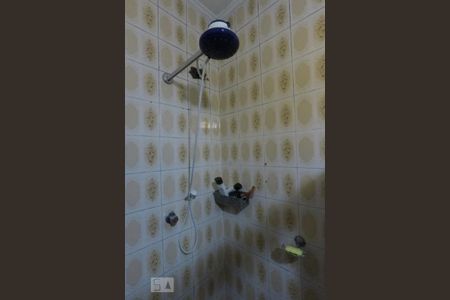 Casa à venda com 110m², 2 quartos e sem vaga Casa à venda com 110m², 2 quartos e sem vagaBanheiro