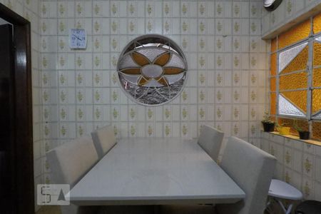 Casa à venda com 110m², 2 quartos e sem vaga Casa à venda com 110m², 2 quartos e sem vagaCozinha