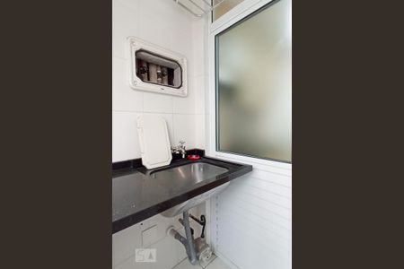Área de serviço de apartamento à venda com 2 quartos, 58m² em Jardim Tupanci, Barueri