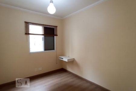 Quarto de apartamento à venda com 2 quartos, 58m² em Jardim Tupanci, Barueri