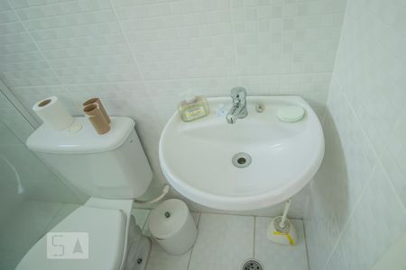 Casa à venda com 200m², 3 quartos e 2 vagasBanheiro - Edícula