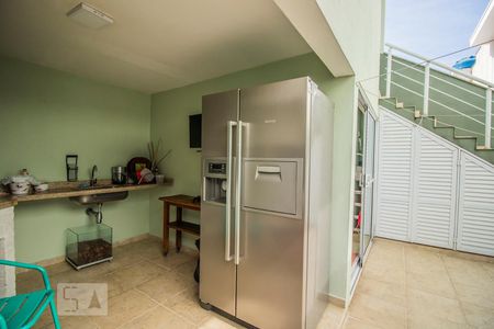 Casa à venda com 200m², 3 quartos e 2 vagasQuintal - Churrasqueira