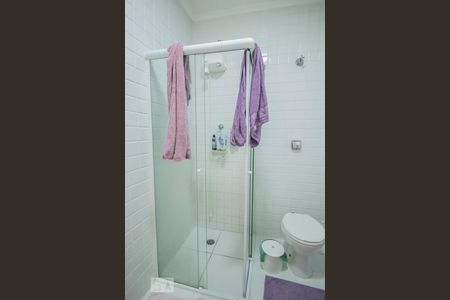 Casa à venda com 200m², 3 quartos e 2 vagasBanheiro 1