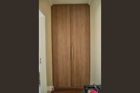 Casa à venda com 200m², 3 quartos e 2 vagasArmário - Suíte