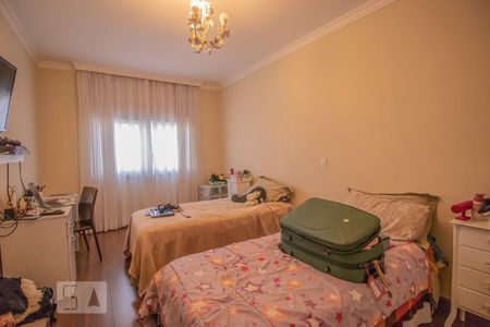 Casa à venda com 200m², 3 quartos e 2 vagasQuarto 1