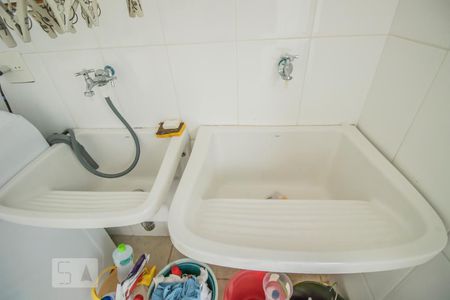 Casa à venda com 200m², 3 quartos e 2 vagasÁrea de Serviço