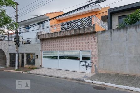 Casa para alugar com 200m², 5 quartos e 2 vagasFachada