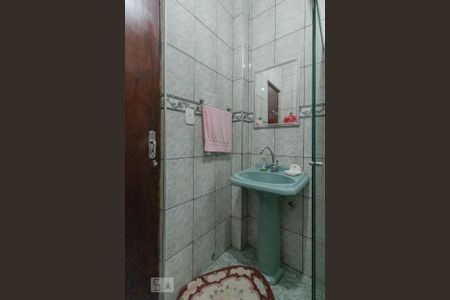 Casa para alugar com 200m², 5 quartos e 2 vagasBanheiro Primeiro Andar