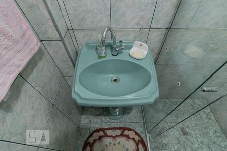 Casa para alugar com 200m², 5 quartos e 2 vagasBanheiro Primeiro Andar