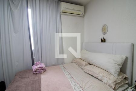 Quarto de apartamento à venda com 1 quarto, 42m² em Sarandi, Porto Alegre