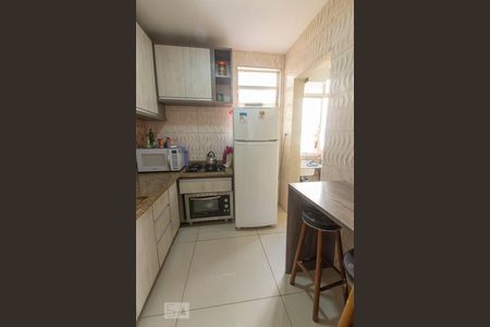 Apartamento à venda com 98m², 3 quartos e 1 vaga Apartamento à venda com 98m², 3 quartos e 1 vagaCozinha