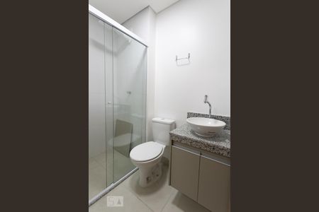 Banheiro de kitnet/studio para alugar com 1 quarto, 24m² em Tatuapé, São Paulo