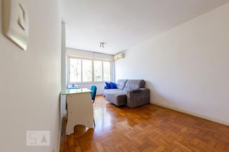 Sala de apartamento à venda com 3 quartos, 120m² em Higienópolis, Porto Alegre