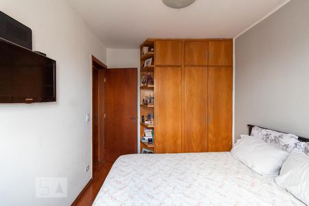 Quarto 1  de apartamento para alugar com 2 quartos, 60m² em Vila Gumercindo, São Paulo