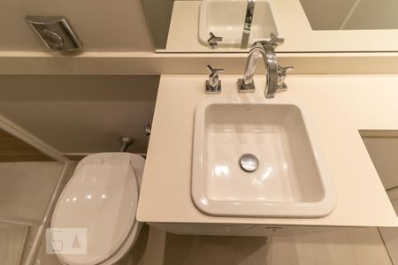 Apartamento para alugar com 106m², 3 quartos e 1 vaga Apartamento para alugar com 106m², 3 quartos e 1 vagaBanheiro social