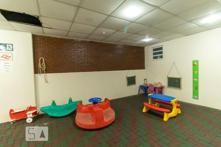 Apartamento para alugar com 106m², 3 quartos e 1 vaga Apartamento para alugar com 106m², 3 quartos e 1 vagaÁrea Comum - Playground