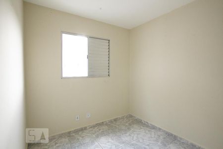 Quarto 1 de apartamento para alugar com 2 quartos, 43m² em Vila Santa Teresinha, São Paulo