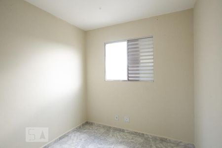Quarto 1 de apartamento para alugar com 2 quartos, 43m² em Vila Santa Teresinha, São Paulo