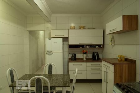 Casa para alugar com 125m², 2 quartos e 1 vaga Casa para alugar com 125m², 2 quartos e 1 vagaCozinha