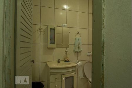 Casa para alugar com 125m², 2 quartos e 1 vaga Casa para alugar com 125m², 2 quartos e 1 vagaBanheiro