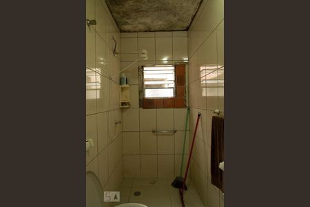 Casa para alugar com 125m², 2 quartos e 1 vaga Casa para alugar com 125m², 2 quartos e 1 vagaBanheiro