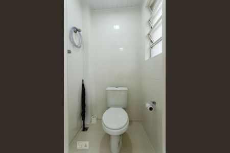 Apartamento para alugar com 96m², 2 quartos e 1 vaga Apartamento para alugar com 96m², 2 quartos e 1 vagaBanheiro de serviço