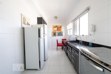 Apartamento à venda com 222m², 4 quartos e 4 vagasCozinha