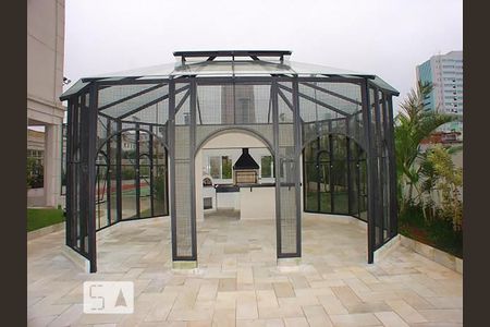 Apartamento à venda com 222m², 4 quartos e 4 vagasÁrea comum - Churrasqueira