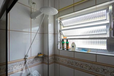 Casa à venda com 200m², 3 quartos e 2 vagas Casa à venda com 200m², 3 quartos e 2 vagasBanheiro