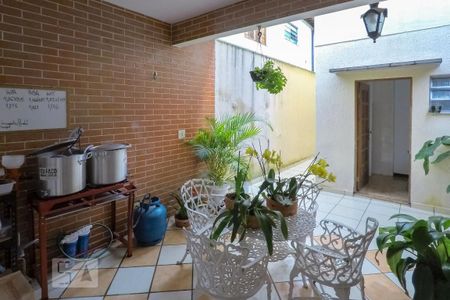 Casa à venda com 200m², 3 quartos e 2 vagas Casa à venda com 200m², 3 quartos e 2 vagasChurrasqueira