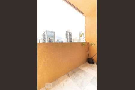 Apartamento à venda com 86m², 2 quartos e 1 vagaVaranda do quarto 2