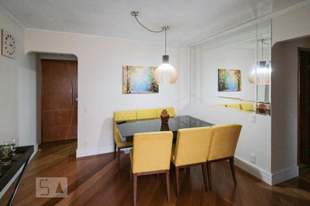 Apartamento à venda com 80m², 3 quartos e 2 vagasSala