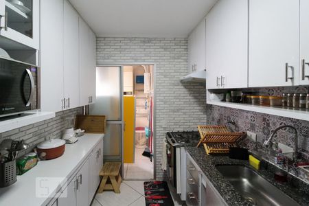 Apartamento à venda com 80m², 3 quartos e 2 vagasCozinha