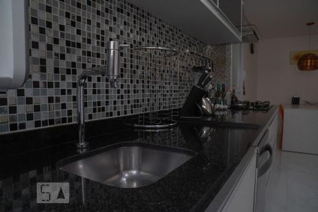 Apartamento à venda com 126m², 3 quartos e 2 vagasCozinha