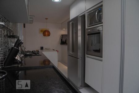 Apartamento à venda com 126m², 3 quartos e 2 vagasCozinha