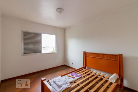 Casa à venda com 200m², 3 quartos e 2 vagasSuíte