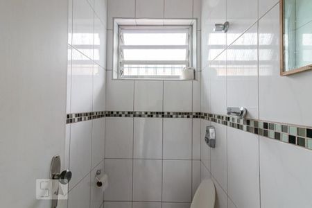 Casa à venda com 200m², 3 quartos e 2 vagasBanheiro de Serviço