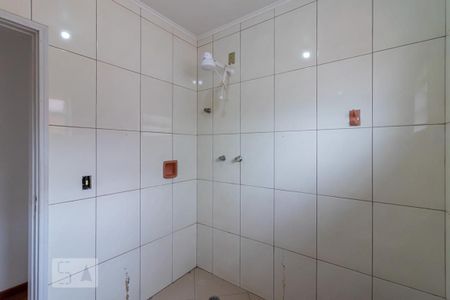 Casa à venda com 200m², 3 quartos e 2 vagasBanheiro