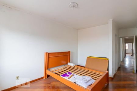 Casa à venda com 200m², 3 quartos e 2 vagasSuíte