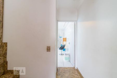 Corredor de casa à venda com 3 quartos, 200m² em Vila Dom Pedro I, São Paulo