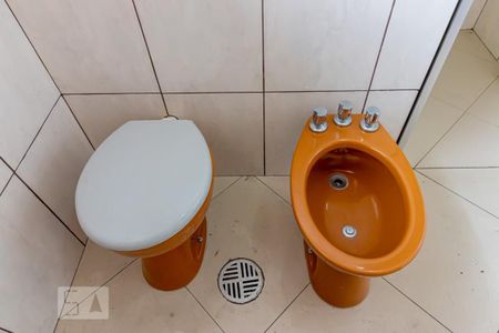 Casa à venda com 200m², 3 quartos e 2 vagasBanheiro da Suíte