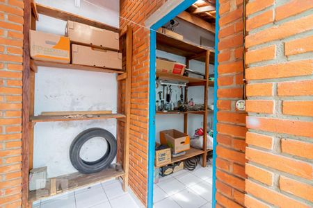 Casa à venda com 200m², 3 quartos e 2 vagasEdícula