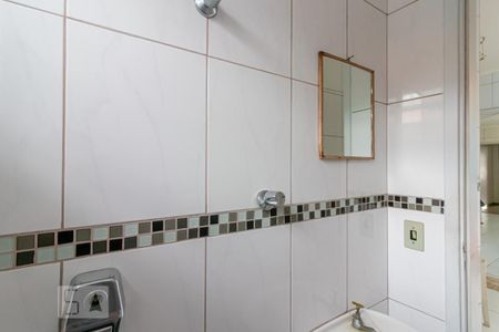 Casa à venda com 200m², 3 quartos e 2 vagasBanheiro de Serviço