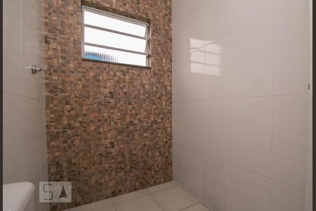 Casa de condomínio para alugar com 65m², 2 quartos e 1 vaga Casa de condomínio para alugar com 65m², 2 quartos e 1 vagaBanheiro 2