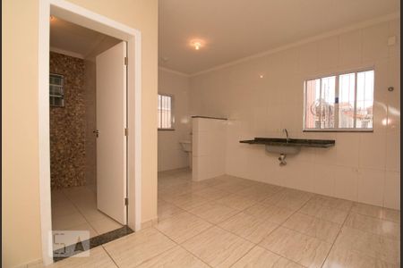 Sala  de casa de condomínio para alugar com 2 quartos, 65m² em Vila Libanesa, São Paulo
