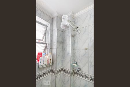 Apartamento para alugar com 72m², 3 quartos e sem vaga Apartamento para alugar com 72m², 3 quartos e sem vagaChuveiro