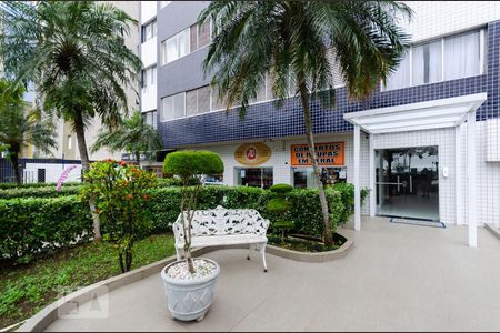 Apartamento para alugar com 72m², 3 quartos e sem vaga Apartamento para alugar com 72m², 3 quartos e sem vagaHall de entrada externo