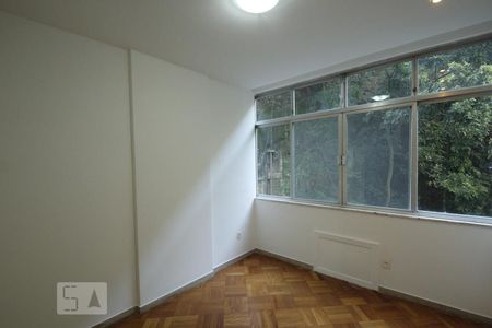 Quarto 1 de apartamento para alugar com 3 quartos, 105m² em Botafogo, Rio de Janeiro