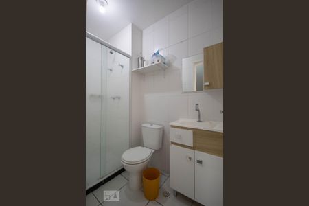 Apartamento para alugar com 46m², 2 quartos e 1 vaga Apartamento para alugar com 46m², 2 quartos e 1 vagaBanheiro